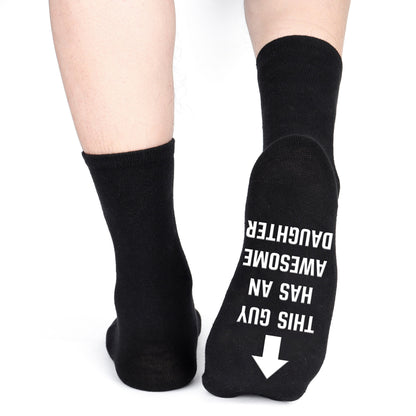 Herren Vatertags-Socken – Lustige Crew-Socken mit Best Dad Ever Spruch – Geschenkidee für Väter