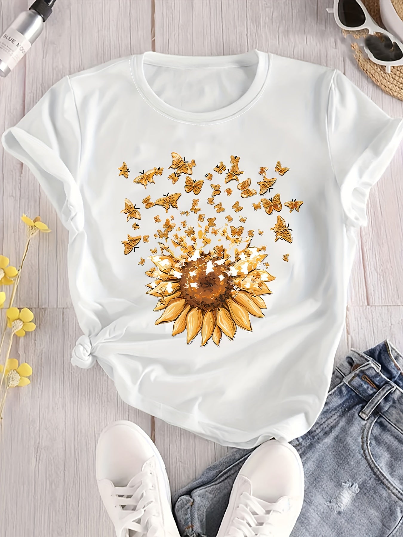 Damen T-Shirt mit Sonnenblume und Schmetterlingen – Casual Sommer Oberteil, Modisches Print-Shirt