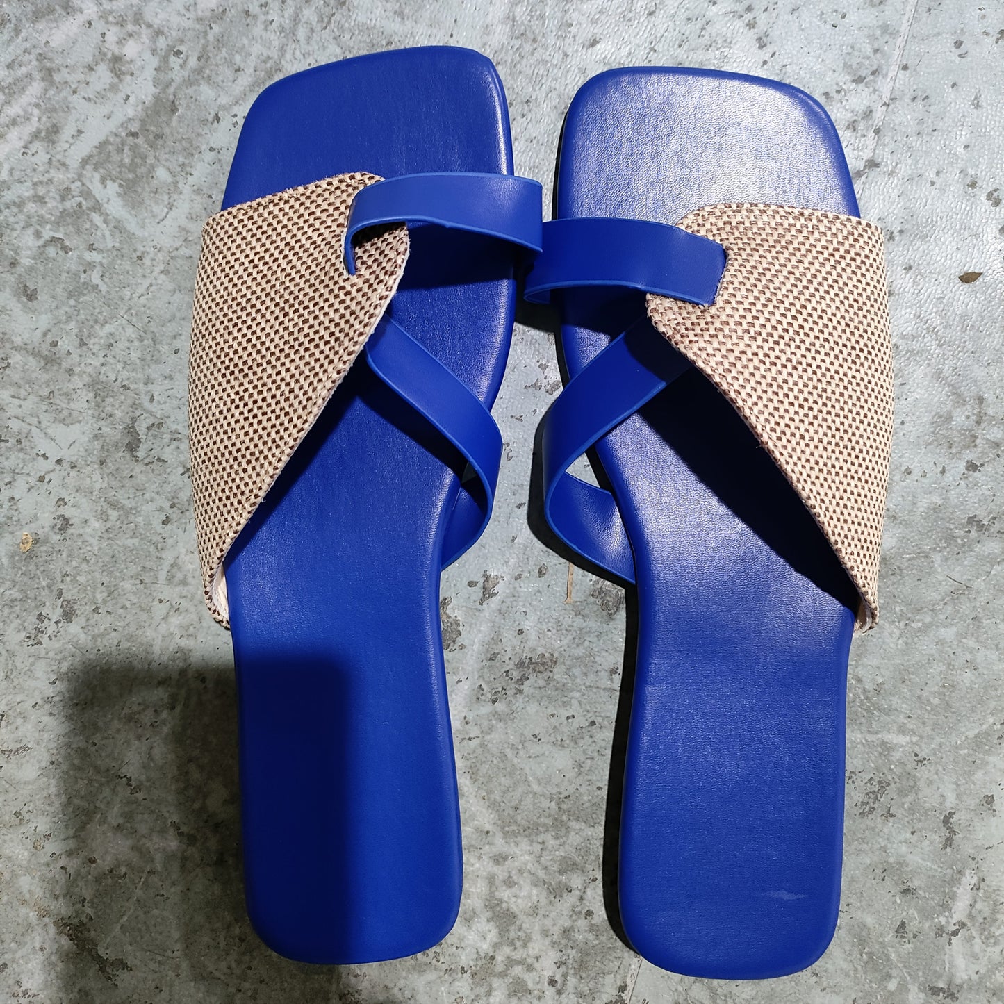 Damen Slip-On Sandalen mit modernem Design und bequemem Schnitt – Elegante Sommerschuhe für Alltag und Freizeit