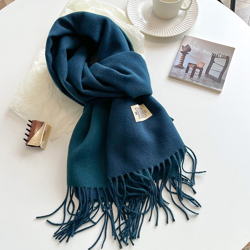 Unisex Winterschal mit Fransen in Sand