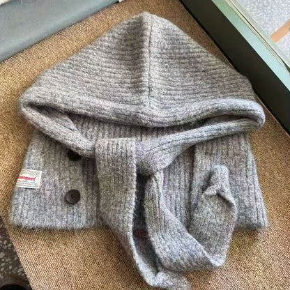 Gestrickte Sturmhaube mit Kapuze und integriertem Schal