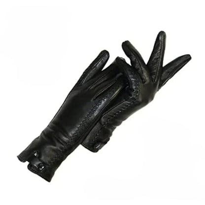 Schwarze Handschuhe aus weichem Material mit Knopfdetails und sichtbaren Nähten