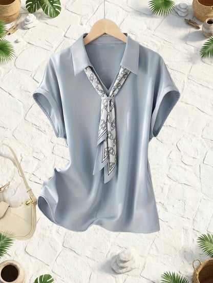 Damen Bluse mit Kurzarm und dekorativem Halstuch – Eleganter Business- und Freizeitstil