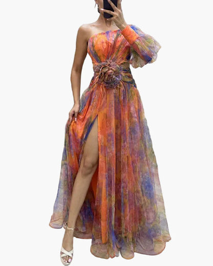 Damen Abendkleid One-Shoulder Maxikleid Elegant mit Schlitz und Federdetails – Perfekt für besondere Anlässe