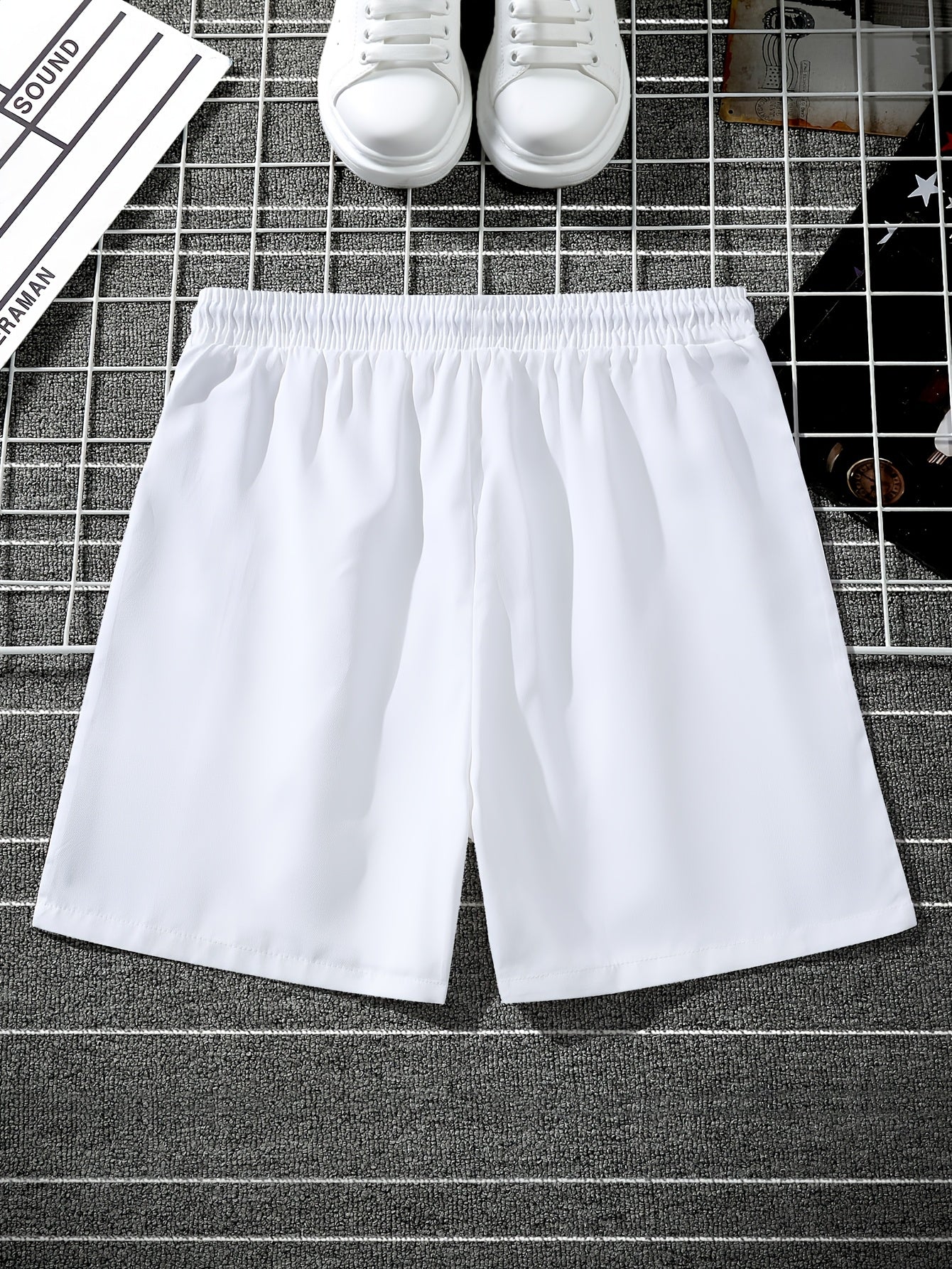 Herren Streetwear Shorts mit Ornamentmuster und grafischen Seiteneinsätzen – Modern Freizeit