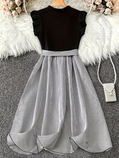 Damen Kleid Elegant Gestreift mit Gürtel und Rüschenärmeln – Perfekt für Alltag und besondere Anlässe