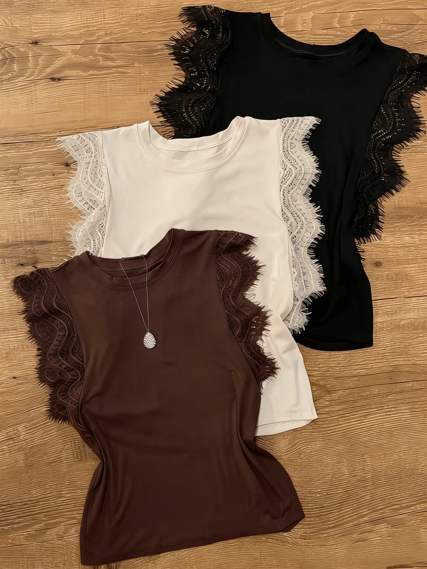 Damen Spitzentop mit Ärmeldetail – Elegantes ärmelloses Shirt für Alltag & besondere Anlässe