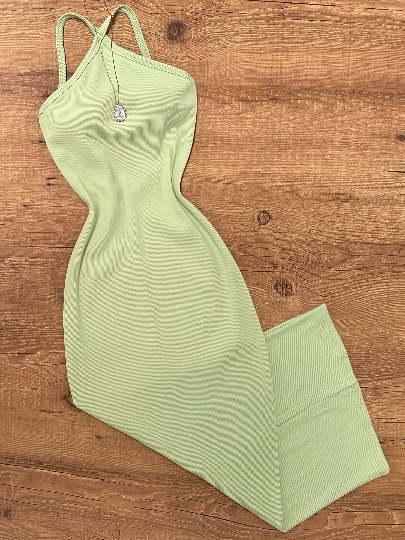 Damen Bodycon Midikleid mit Halterneck und eleganten Trägern – Figurbetontes Kleid für Alltag und Ausgehen