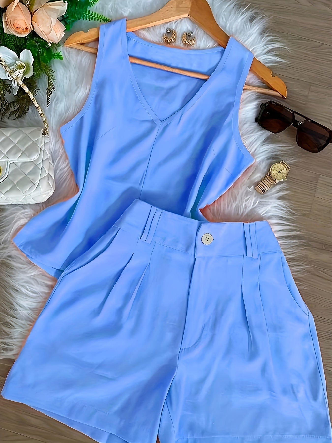 Damen Zweiteiliges Set mit V-Ausschnitt Top und High-Waist Shorts – Eleganter Freizeit-Look