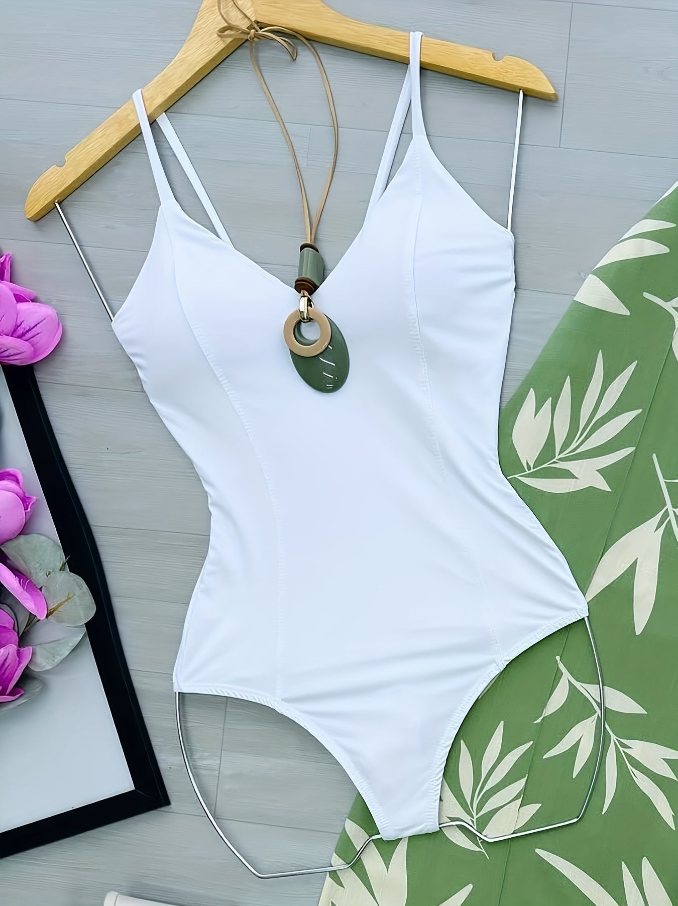 Damen Elegante Weitbein-Hose mit Bindegürtel und Tropenprint – Perfekt für Sommer und Freizeit