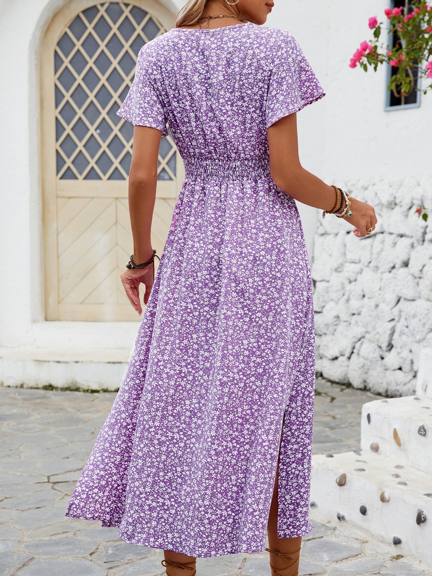 Damen Sommerkleid Elegant mit Blumenmuster und Schlitz – Perfekt für Alltag und Urlaub