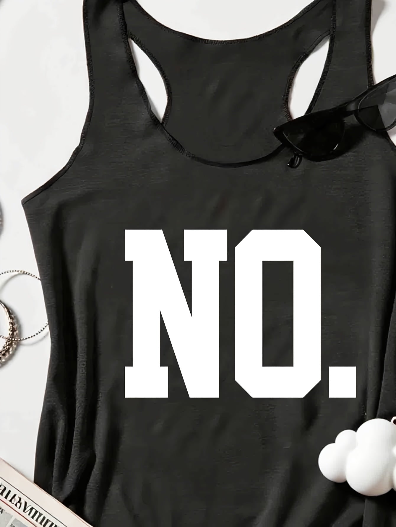 Damen Tanktop mit Statement-Print NO. – Lässiger Grafikstil