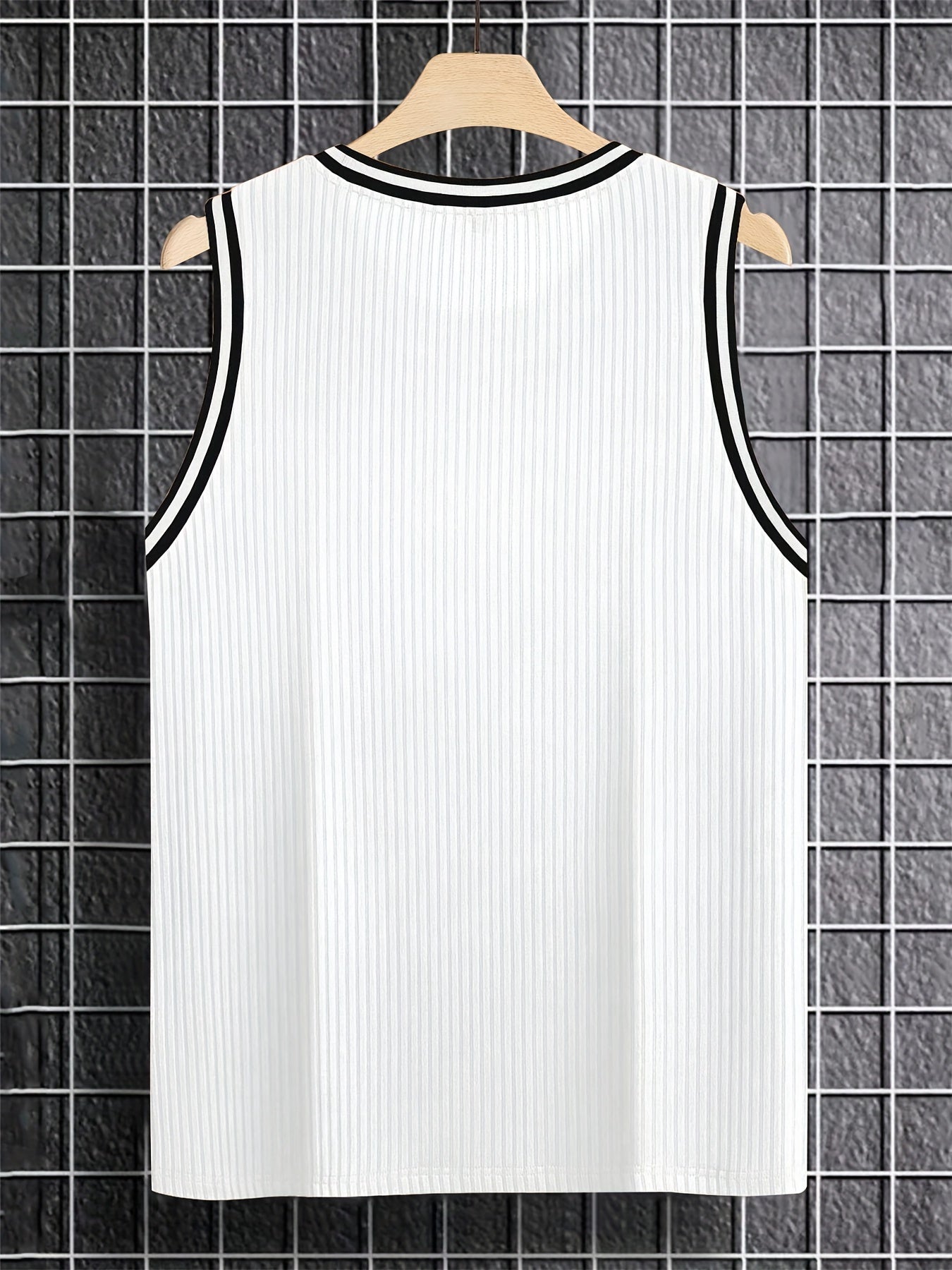Herren Sportliches Tanktop mit Kontrast-Details – Athletischer Look für Freizeit und Training