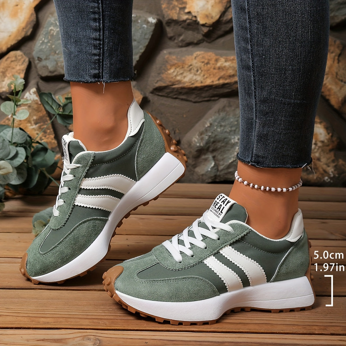 Damen Retro-Sneaker für Alltag und Freizeit – Stilvolle Low-Top Turnschuhe mit Streifen-Design