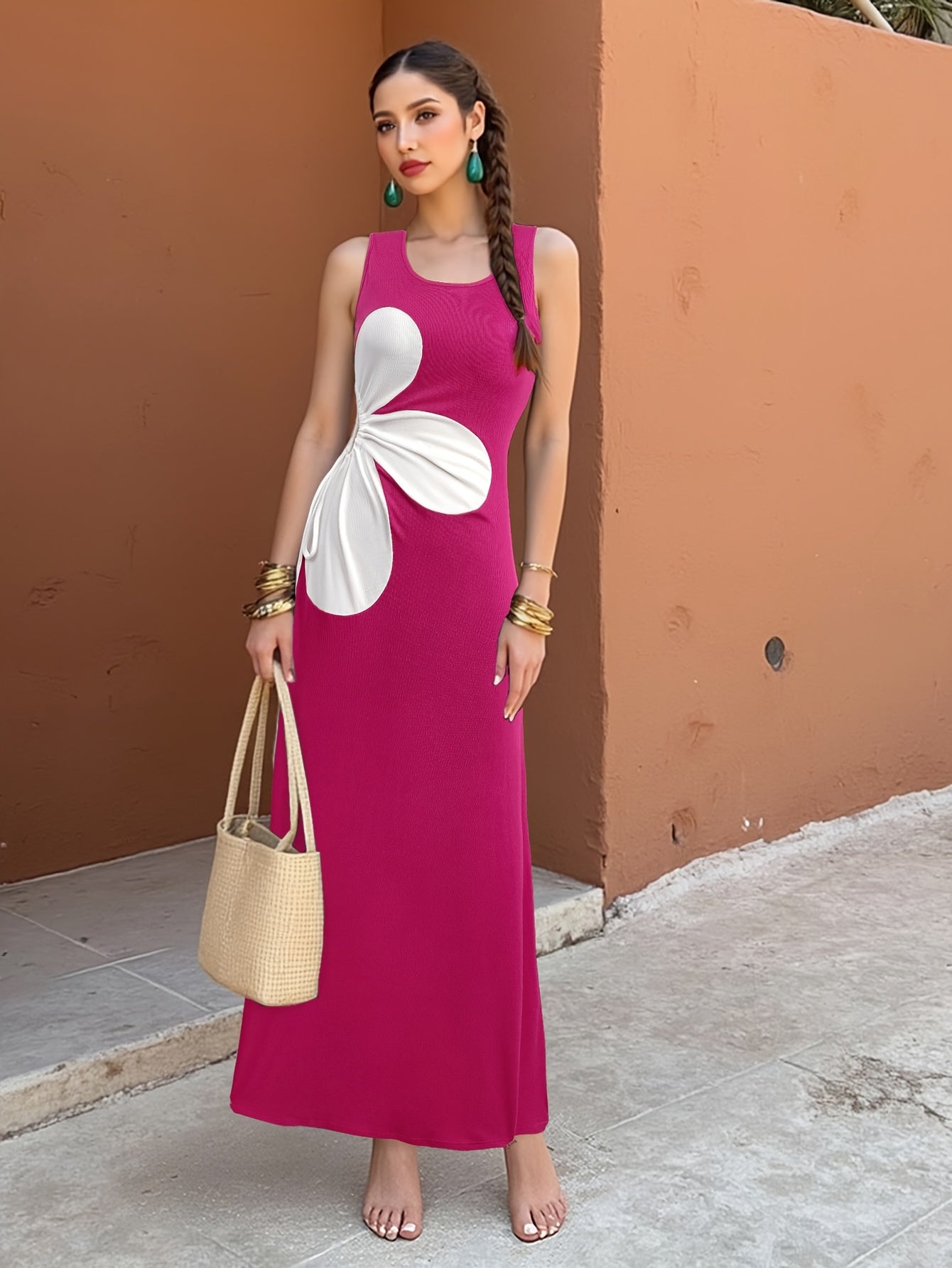 Damen Bodycon Kleid mit Blumen Cut-Out und modischem Design – Ideal für Partys und Sommer-Events