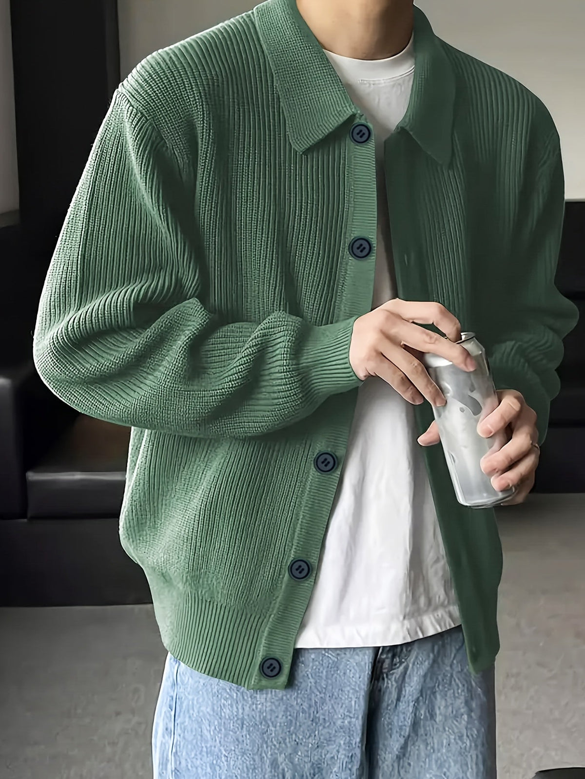 Gerippter Herren Cardigan mit Kragen und Knopfleiste, lässige Strickjacke für Männer
