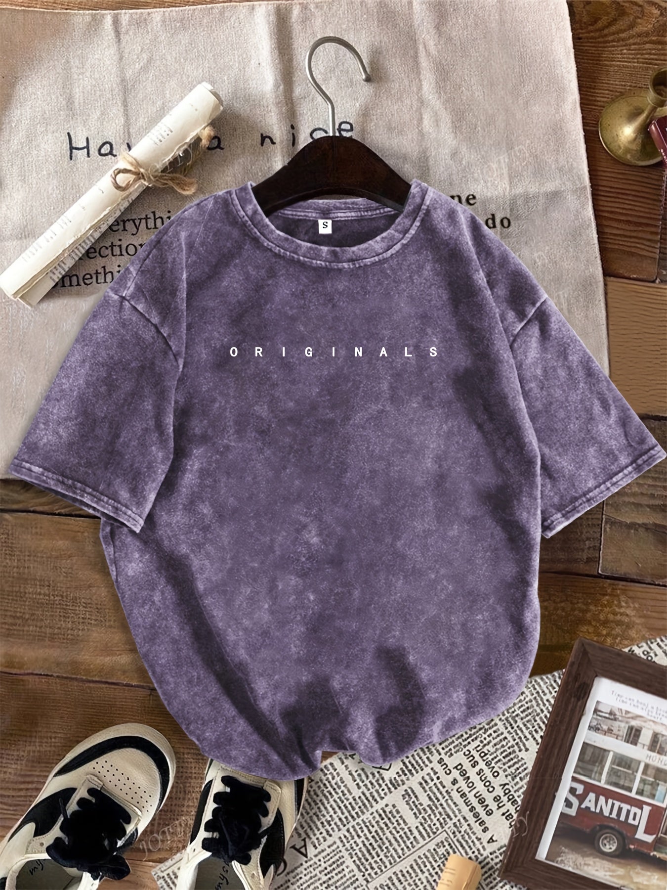 Damen Freizeit T-Shirt mit Print und High-Waist Jeansshorts – Urbaner Sommer-Look