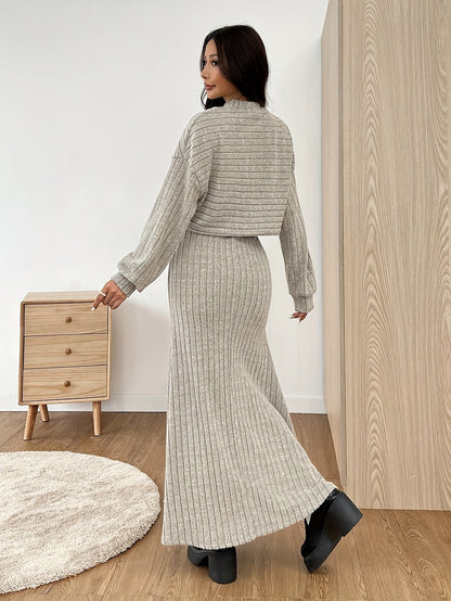 Geripptes Strick-Set Damen – Kurzer Pullover & Maxi-Rock Grau