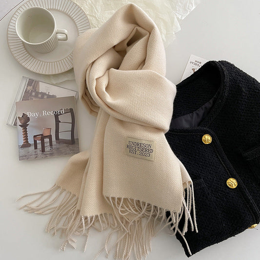 Unisex Winterschal mit Fransen in Sand