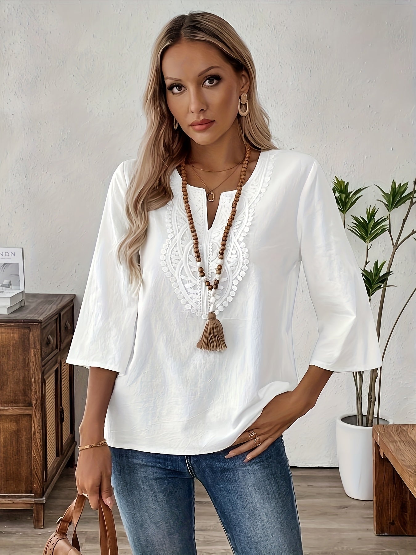 Damen Boho-Bluse mit Spitze und Stickerei – Elegante Freizeitmode für jeden Tag