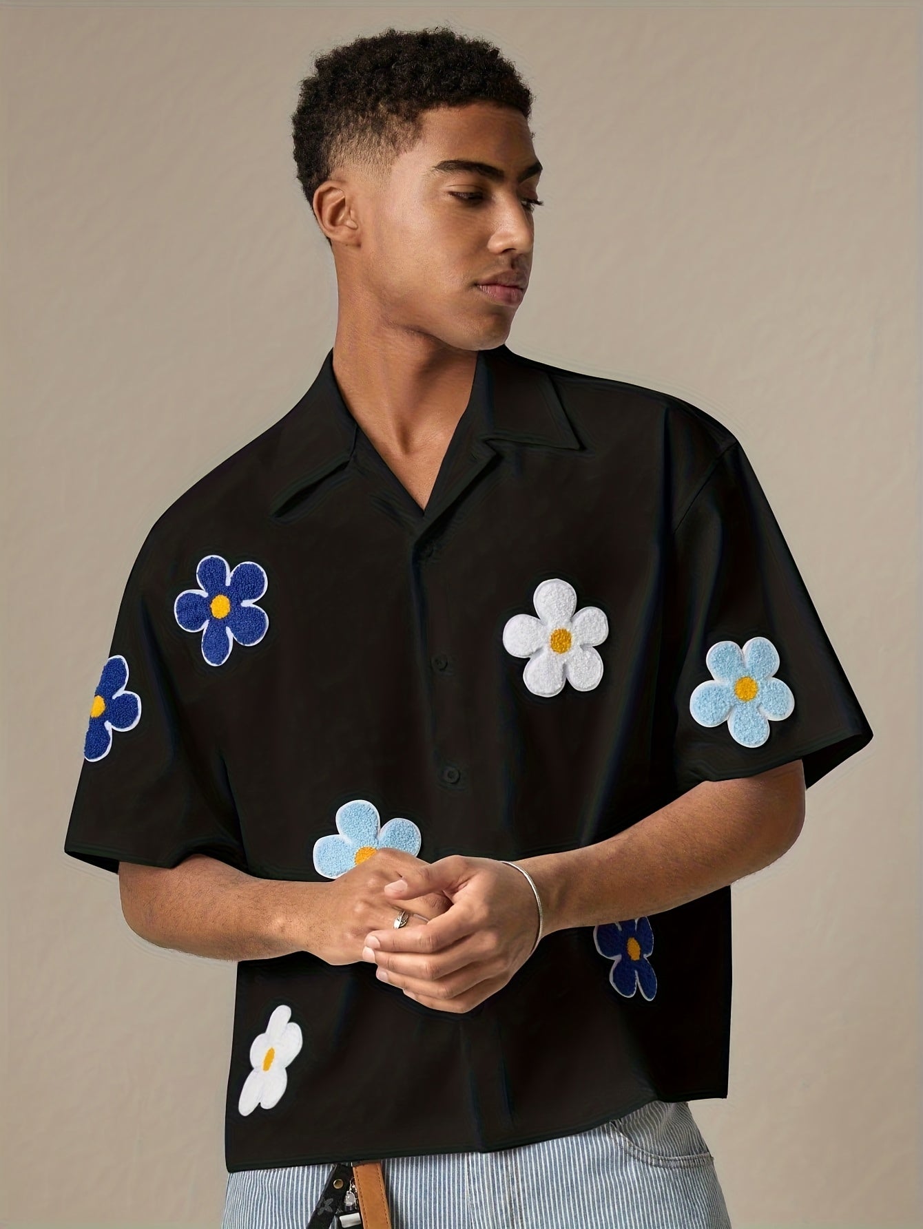 Herren Freizeithemd mit Blumenstickerei und modernem Schnitt