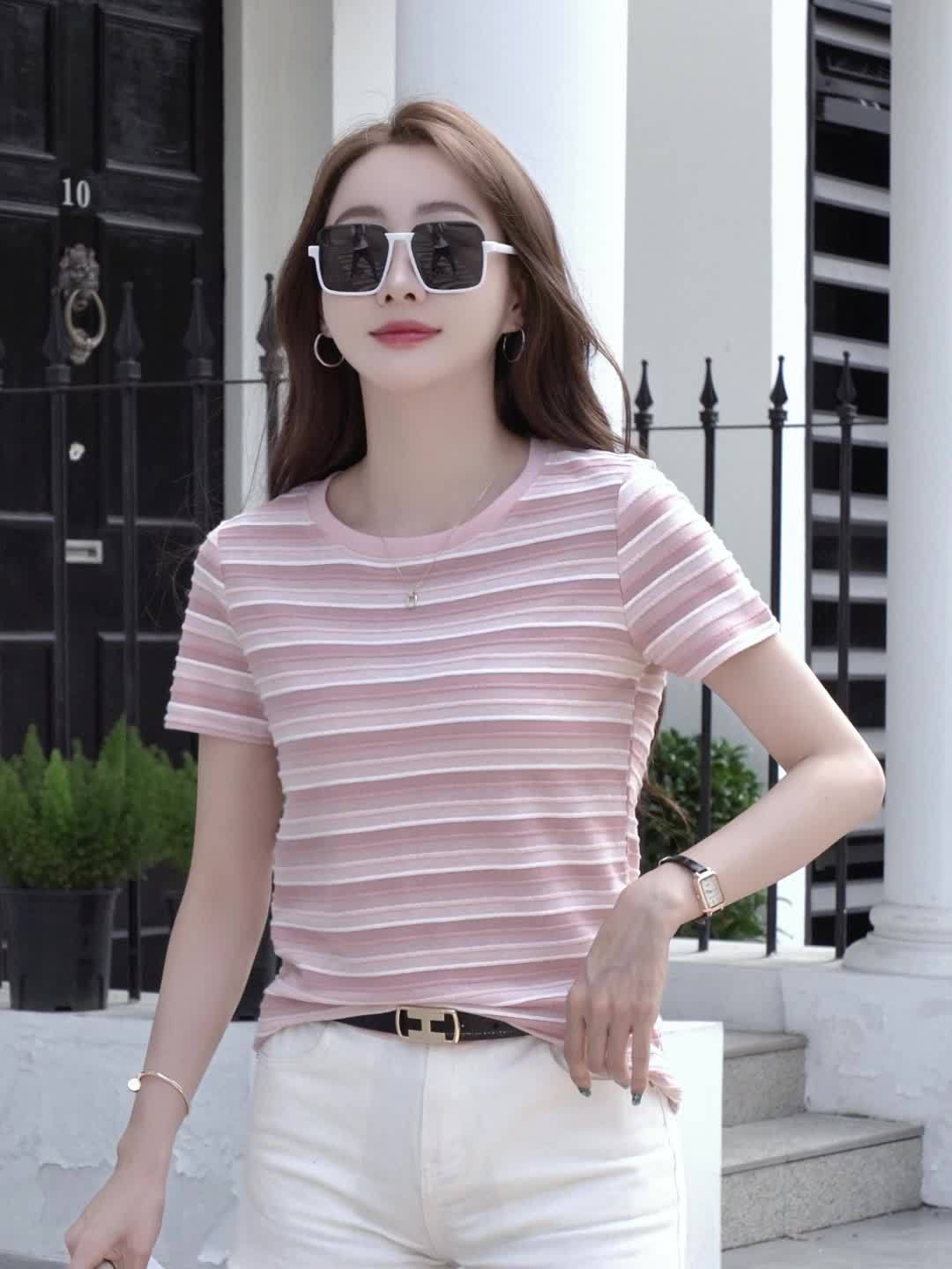 Damen T-Shirt im Casual-Stil mit Streifen und Rundhalsausschnitt – Perfekt für Alltag und Freizeit