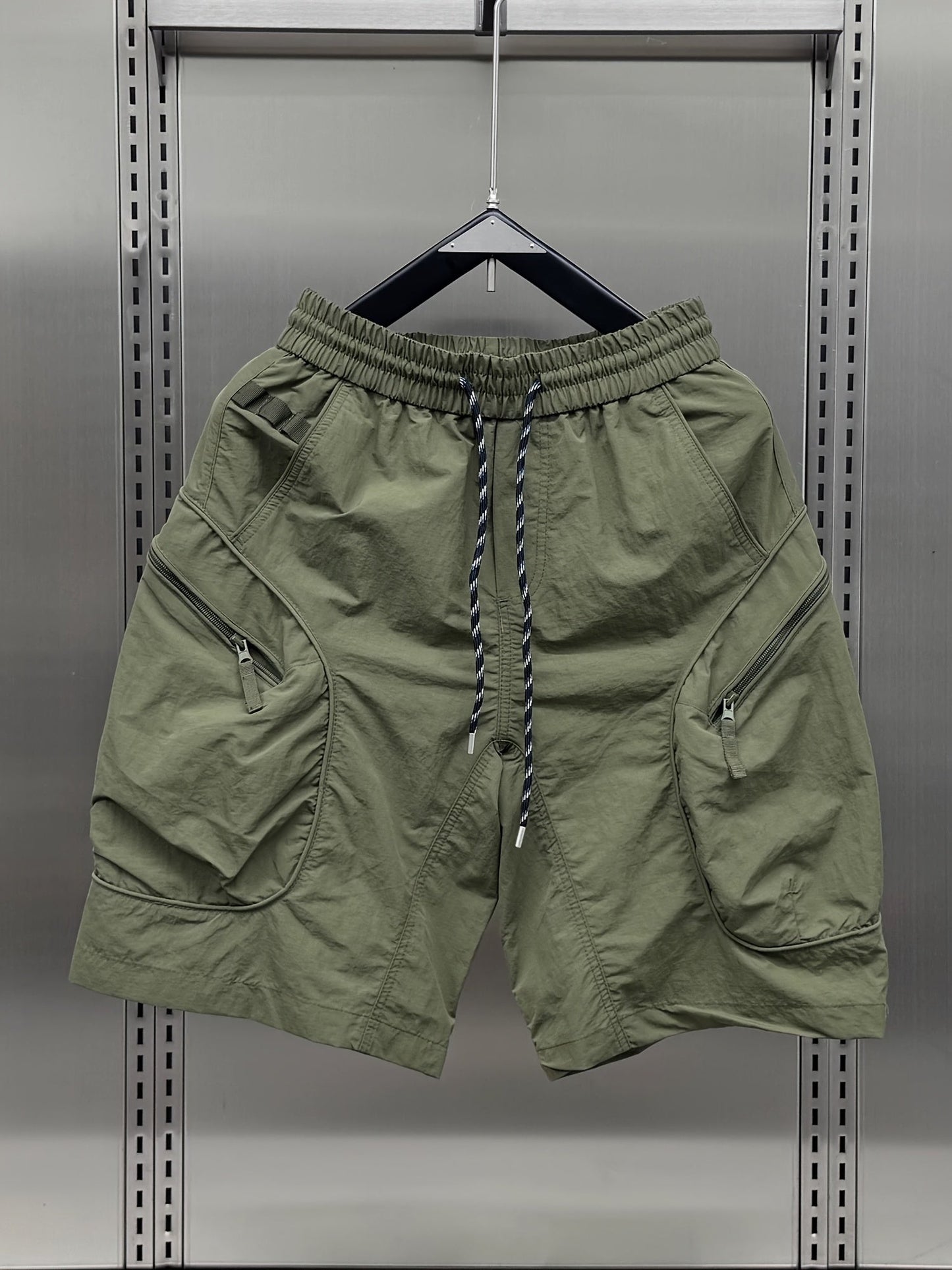 Herren Utility Cargo Shorts mit Reißverschlusstaschen – Urban Athleisure Style