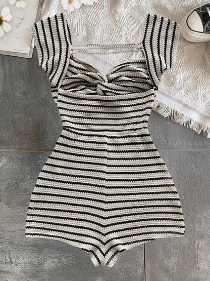 Damen Strick-Overall mit Streifen und Twist-Front – Einteiler Retro Style für Freizeit & Urlaub