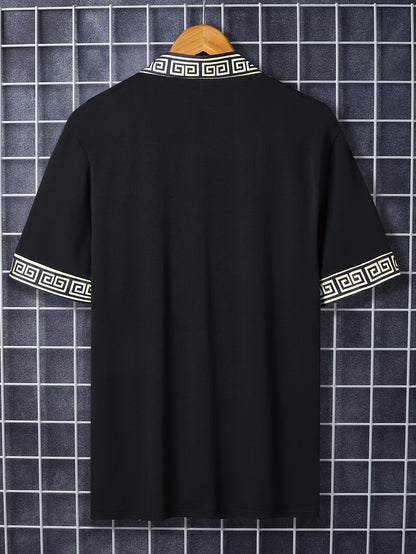 Herren Kurzarmshirt mit tiefem Ausschnitt und geometrischem Muster – Eleganter Freizeit- und Ausgehstil