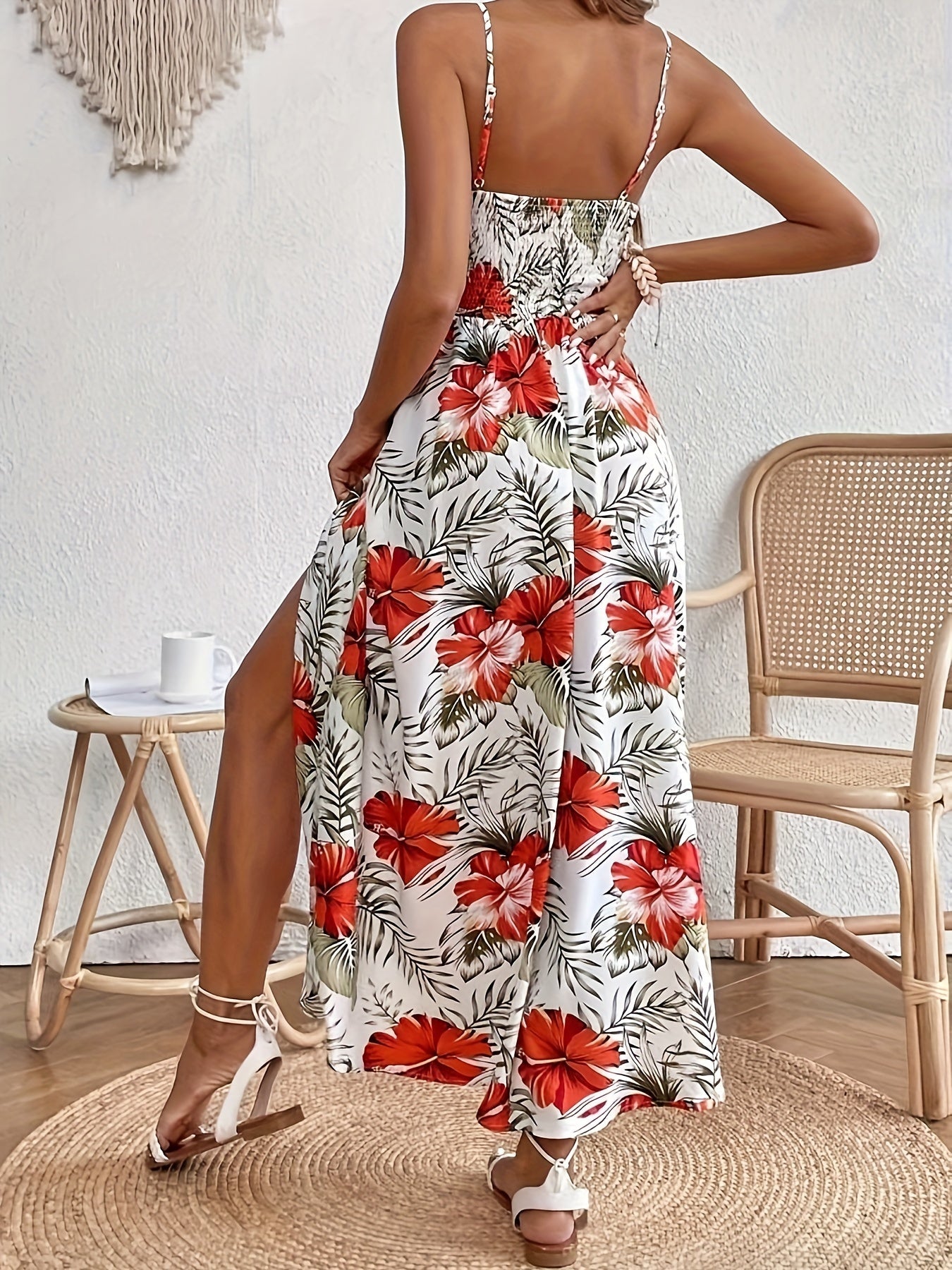 Damen Sommer Maxikleid Elegant mit Blumenmuster und Spaghettiträgern – Perfekt für Urlaub und Freizeit