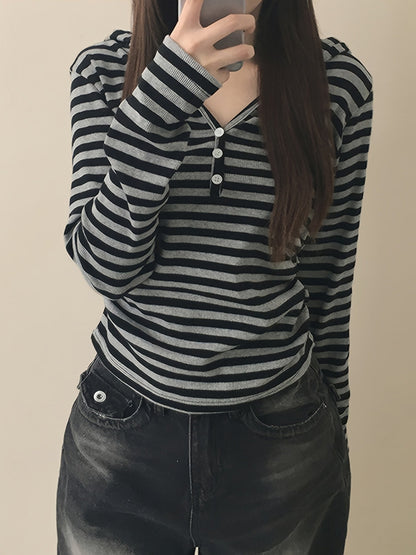 Damen Langarmshirt gestreift mit V-Ausschnitt und Knopfleiste