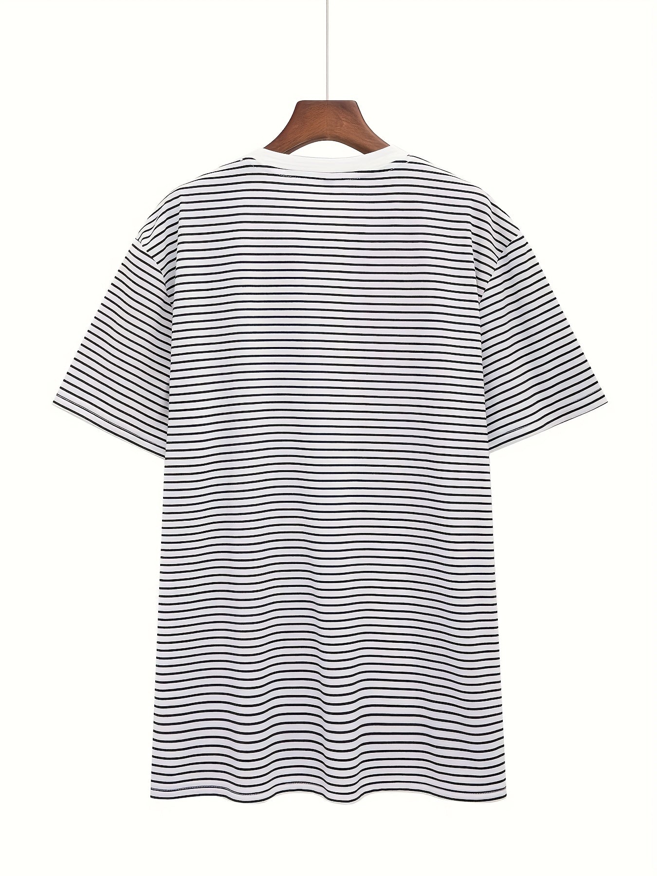 Herren T-Shirt mit klassischem, gestreiftem Design – Kurzarm, zeitloser Stil für Alltag und Freizeit