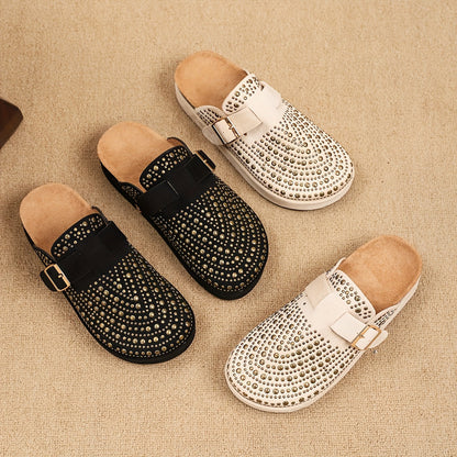 Damen Plateau Clogs mit Nieten – Modische Slip-On Schuhe für Alltag und Freizeit
