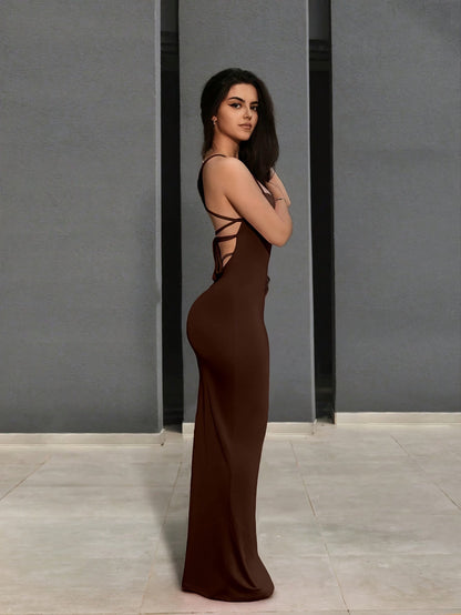 Damen Maxikleid mit offenem Rücken und Schnürdetails – Elegantes Abendkleid für besondere Anlässe