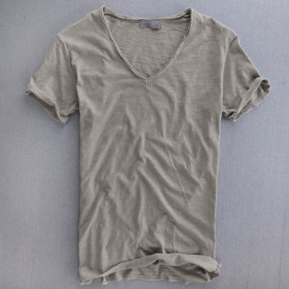 Herren V-Ausschnitt T-Shirt – Lässiger Stil für Alltag und Freizeit