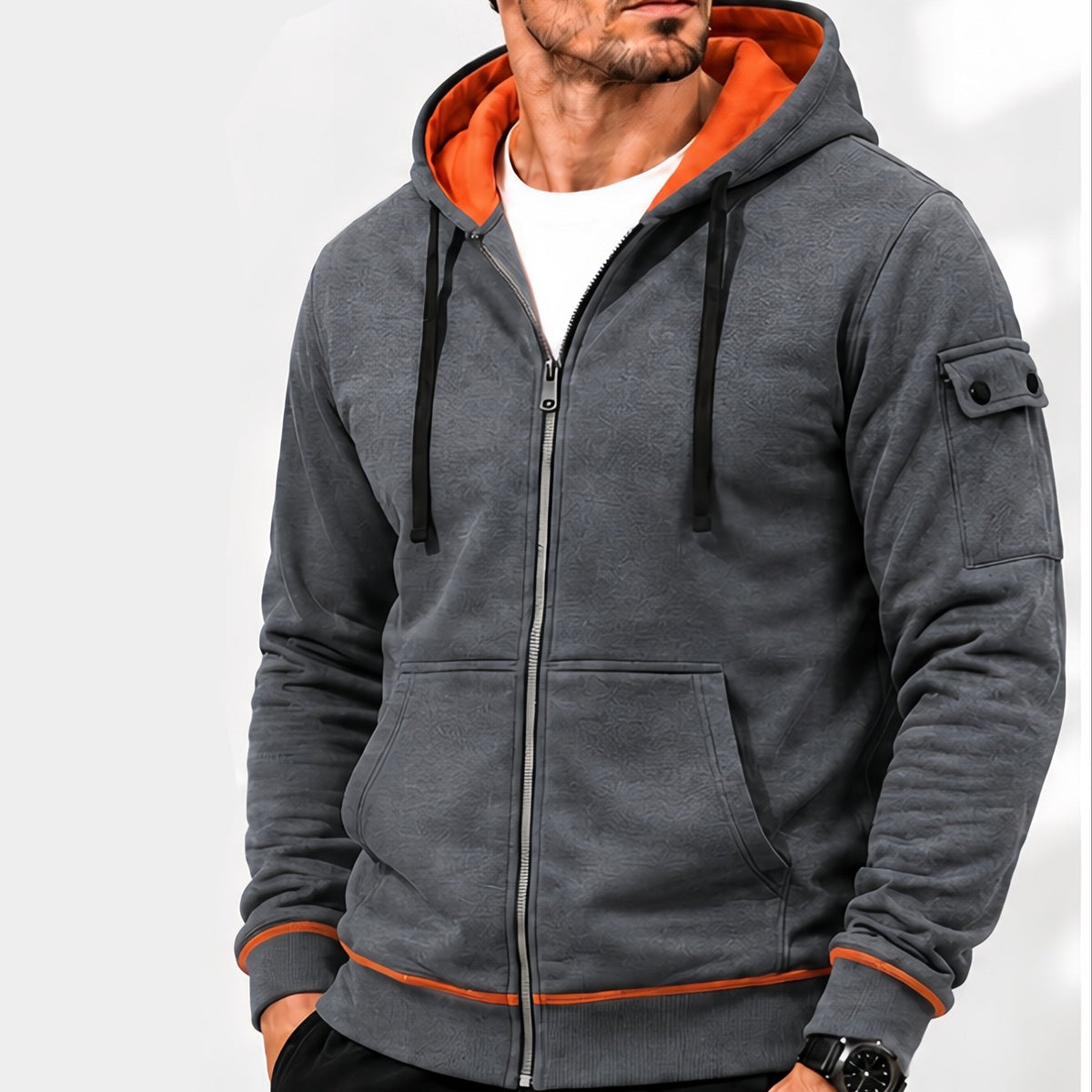 Herren Kapuzenjacke mit Reißverschluss und Kontrastfutter, Ärmeltasche