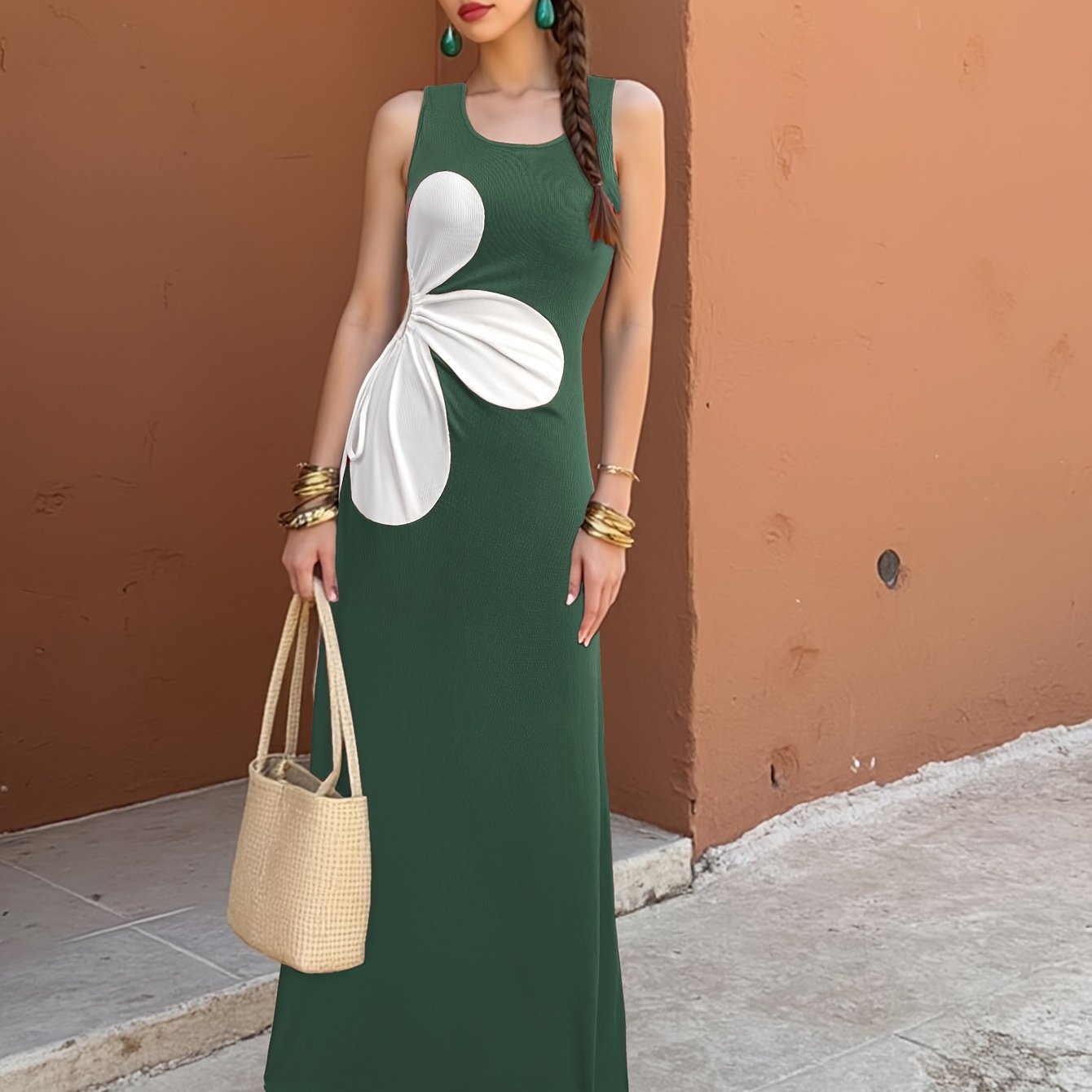 Damen Bodycon Kleid mit Blumen Cut-Out und modischem Design – Ideal für Partys und Sommer-Events