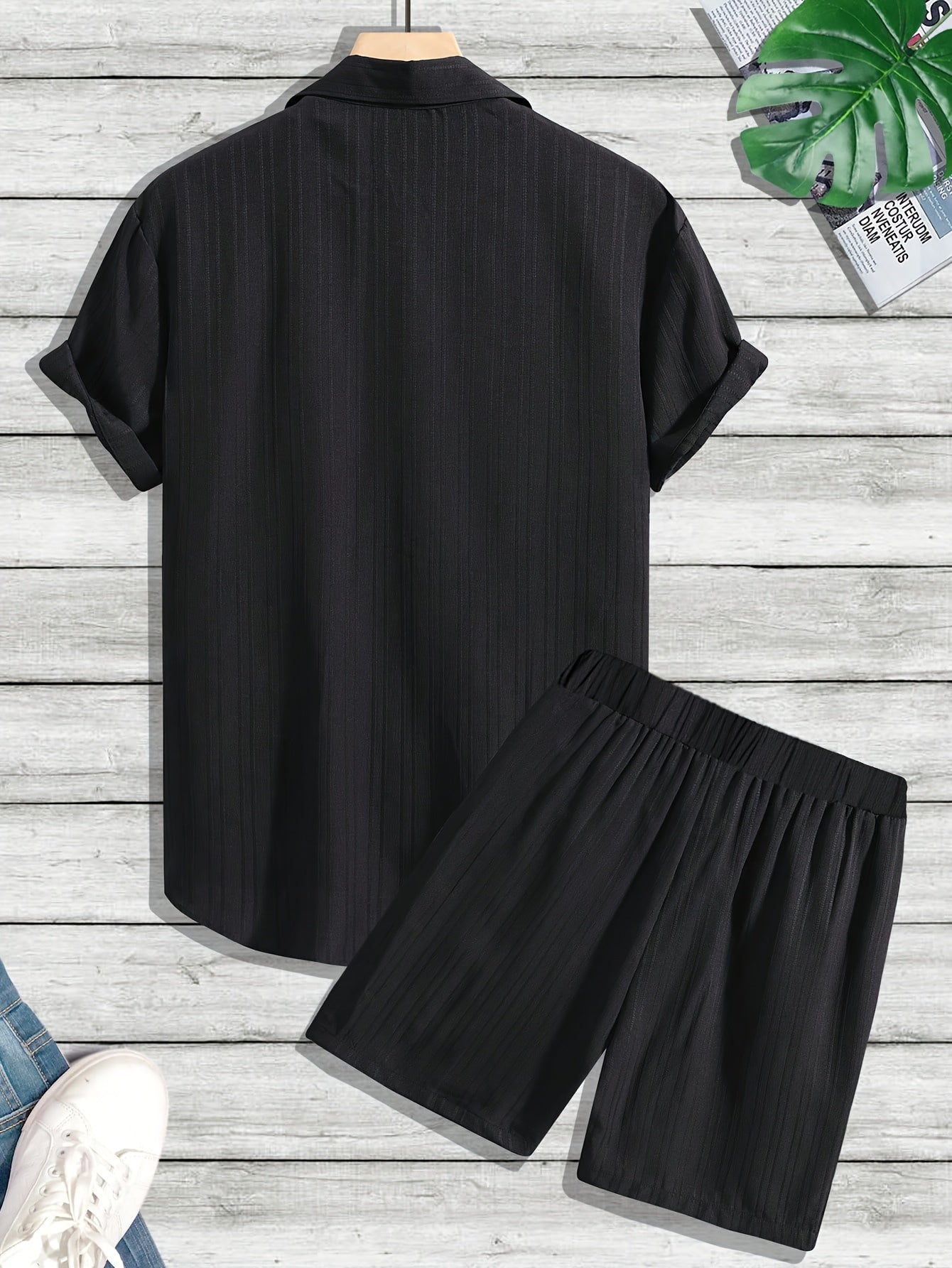 Herren Freizeit Set – Kurzarm Hemd und Shorts im modernen Stil für Sommer und Alltag