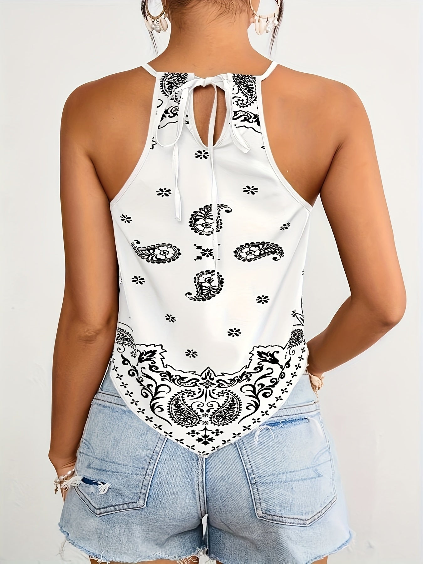 Damen Bandana-Top im Boho-Stil mit Paisley-Muster und Neckholder – Perfekt für Sommer und Festival