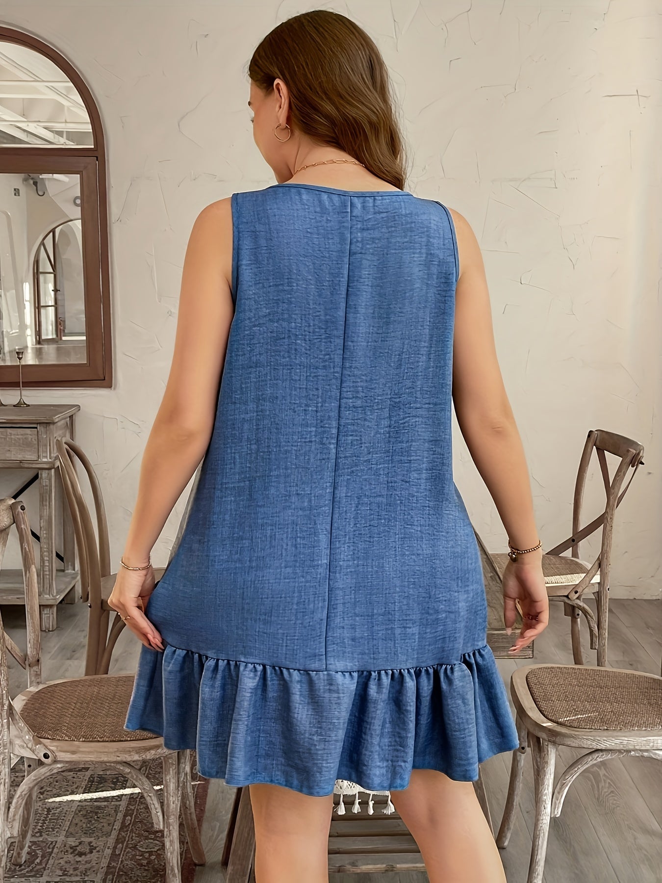 Damen Freizeitkleid mit Blumenverzierung und Rüschen – Eleganter Sommerstyle für Alltag und Ausgehen