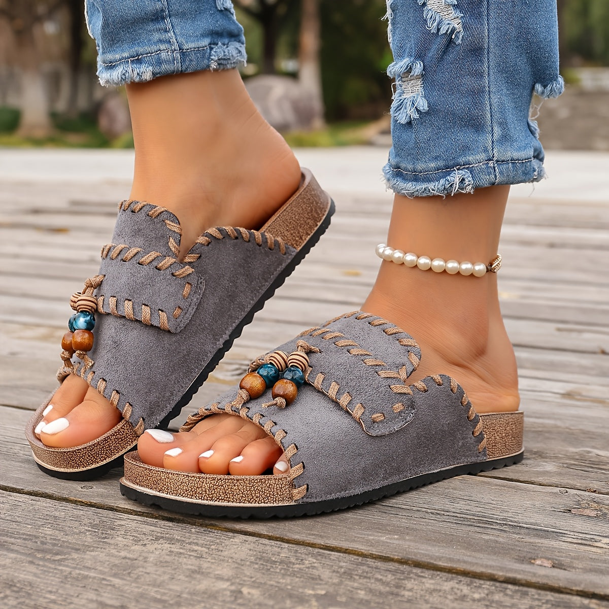 Damen Boho Pantoletten mit Perlendetails – Bequeme Sommerschuhe für Freizeit und Urlaub
