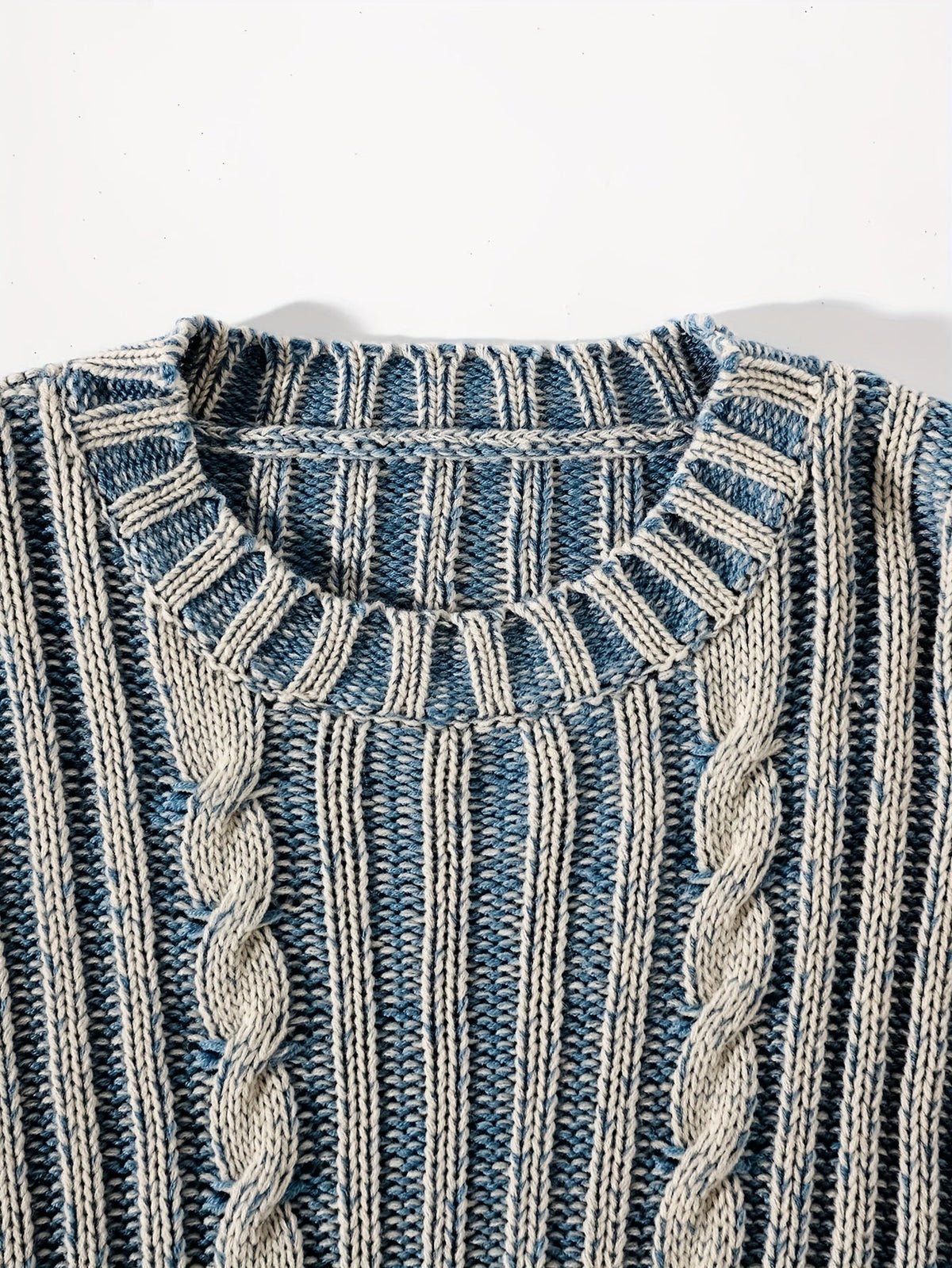 Unisex Strickpullover mit Zopfmuster und Streifen