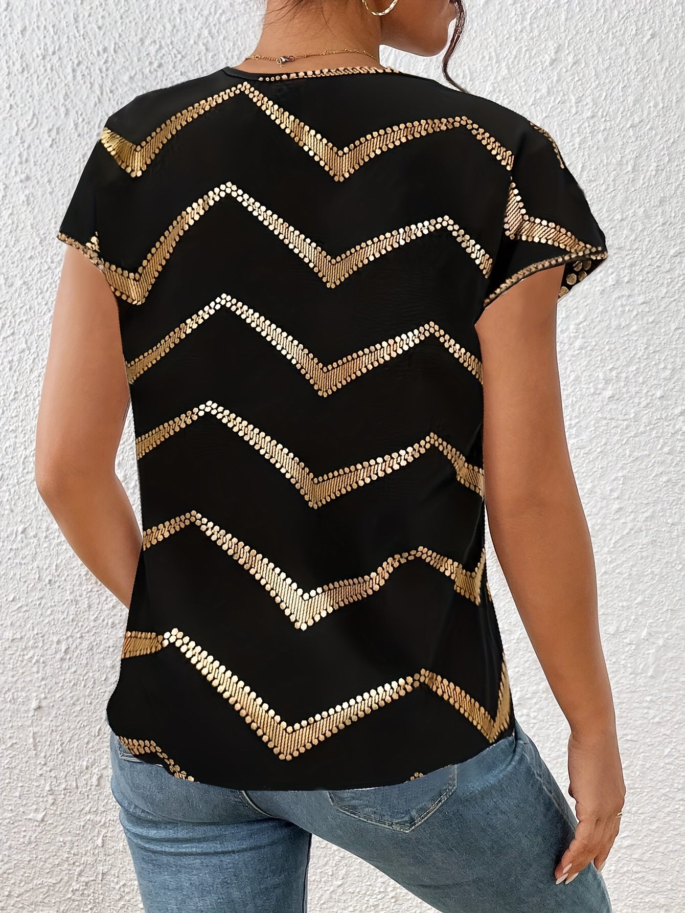 Damen Elegantes Party Shirt mit Glänzendem Zickzack-Muster – Stilvolles Kurzarm Top für Freizeit und Ausgehen