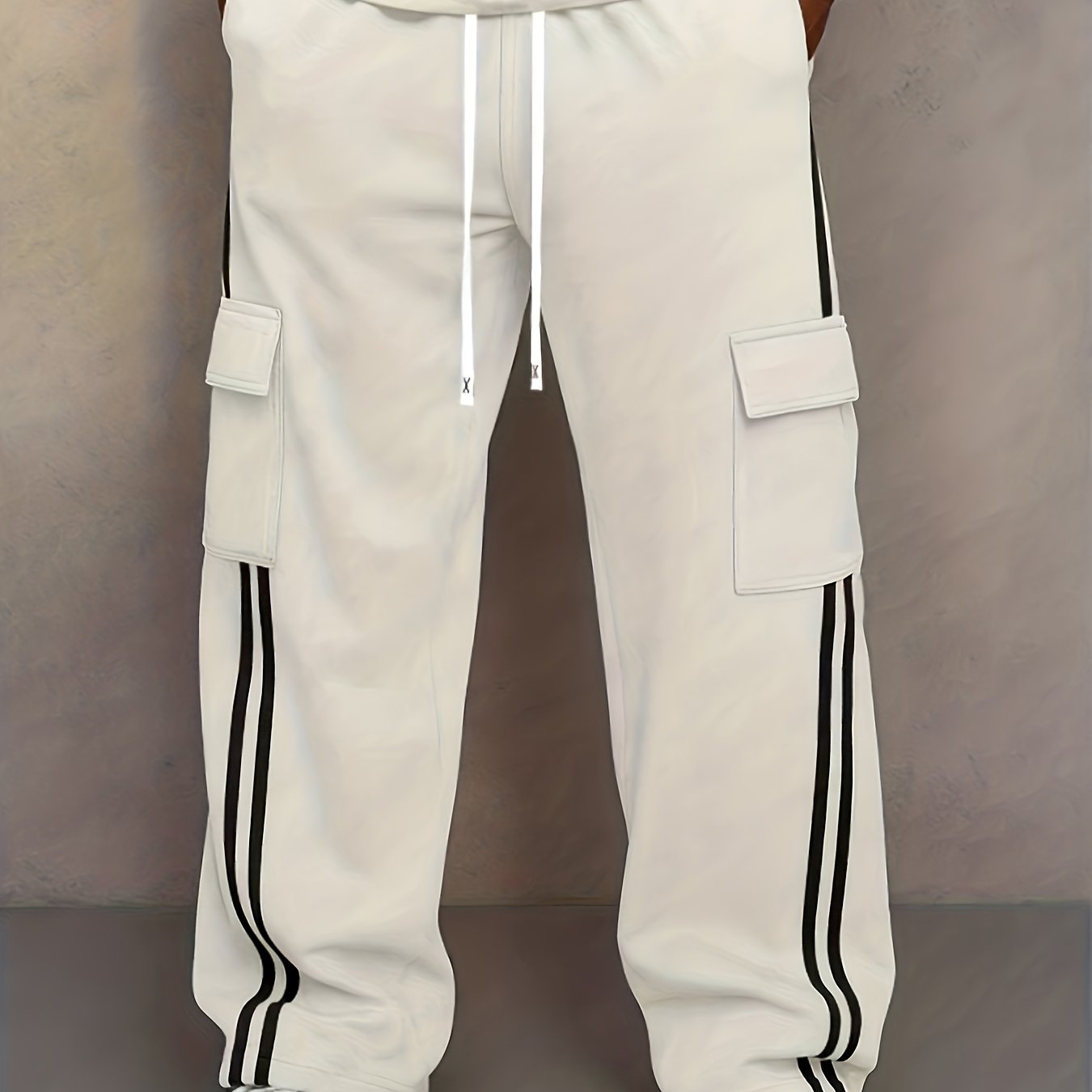 Herren Cargo Jogginghose mit Streifen und Taschen – Streetwear Stil, Relaxed Fit