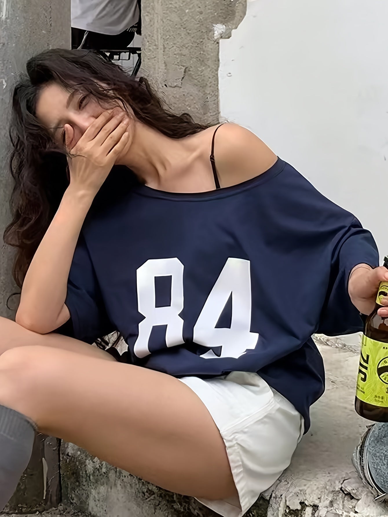 Damen Oversize Varsity-Style T-Shirt mit Zahlendruck – Lockeres Streetwear für Freizeit & Alltag