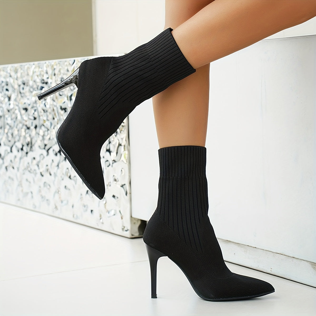 Damen Stiefelette mit spitzer Zehe und Stilettoabsatz, gestricktes Obermaterial