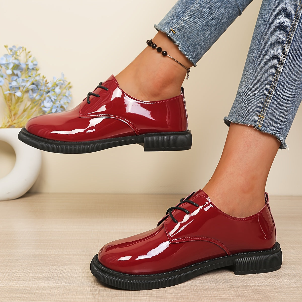 Damen Derby Schuhe Glänzend Lack-Optik Schnürschuhe Flache Sohle