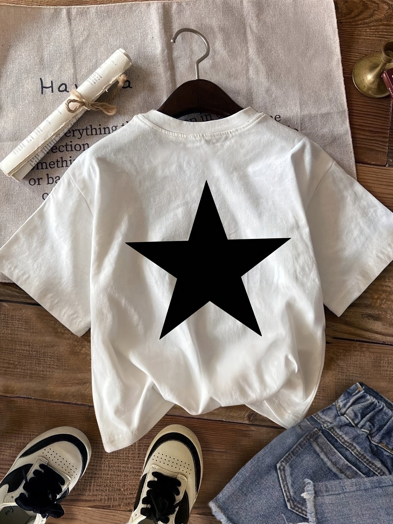 Damen T-Shirt mit großem Stern-Print – Sportlicher Freizeit-Look, atmungsaktiv
