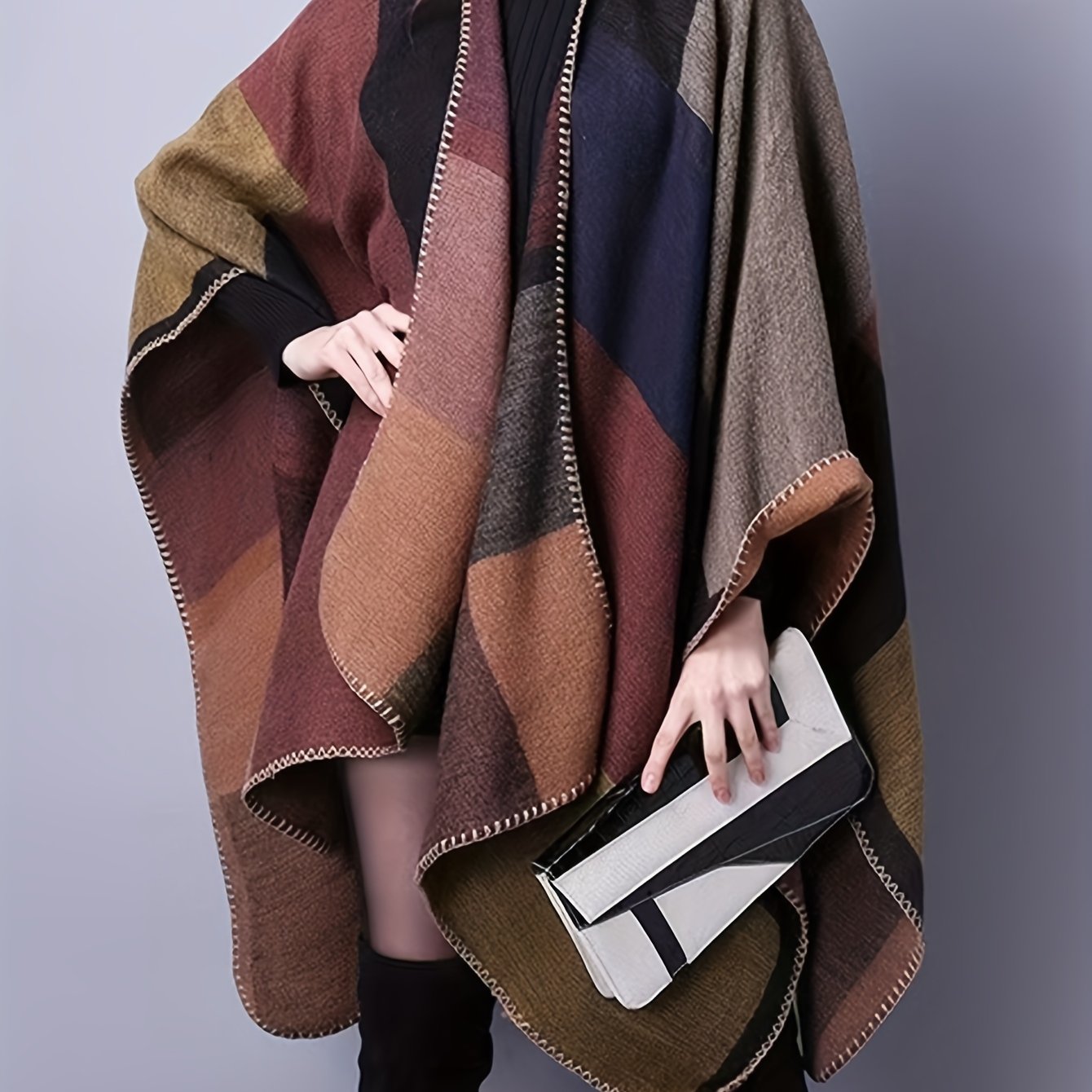Damen Poncho Cape mit offenem Schnitt und geometrischem Muster – Boho Stil für Freizeit und Alltag