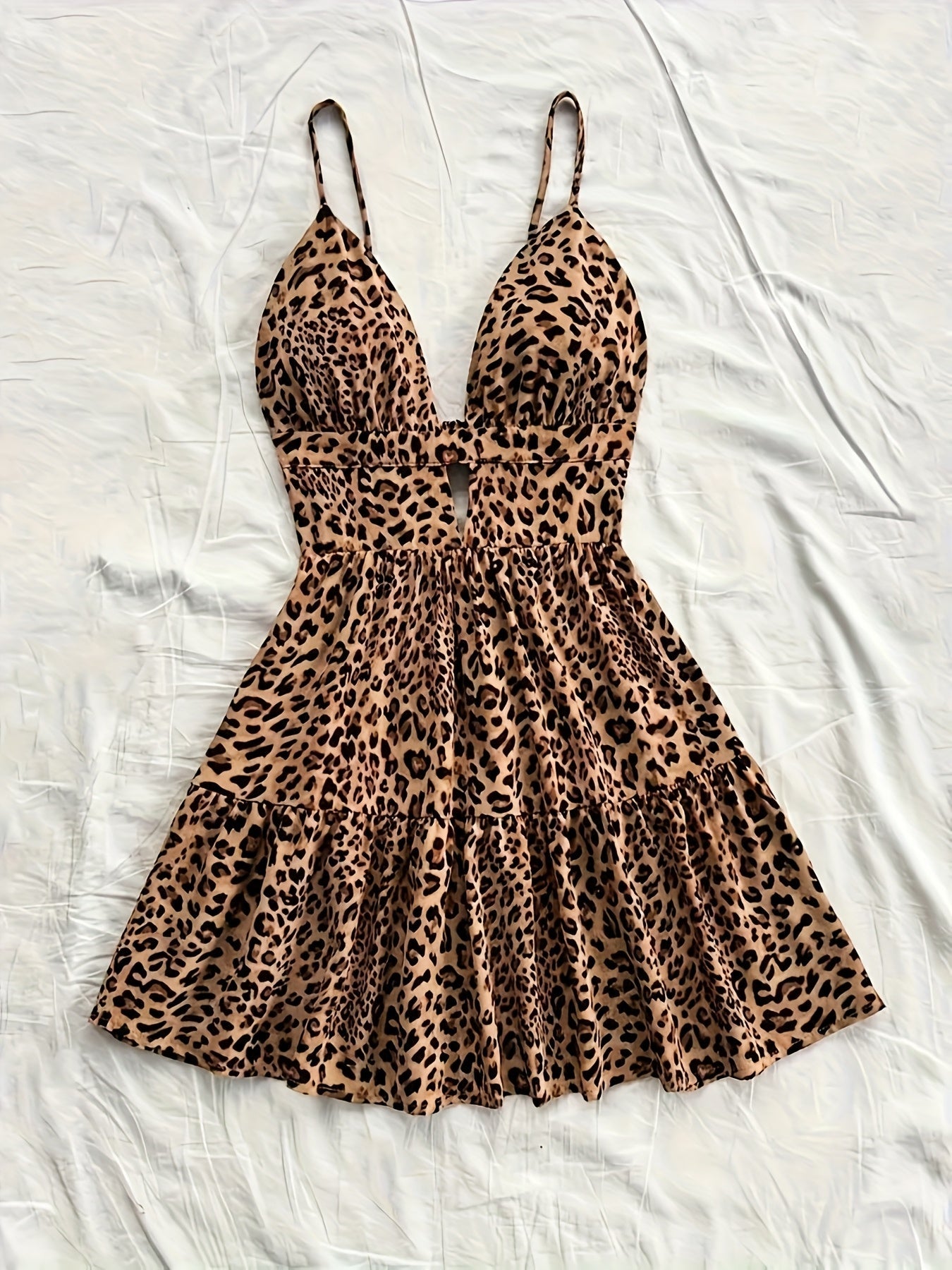 Damen Leopard Print Ärmelloses Mini Kleid mit Stufenrock – Sommer, Urlaub, Strand, Freizeit